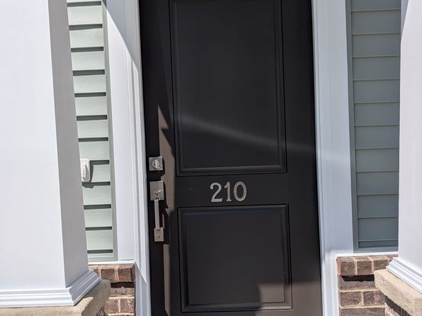 210 Hessary Ln, Lexington, SC 29073