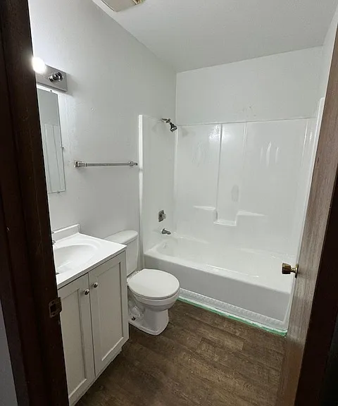 4456 Carthage Dr — Photo 4