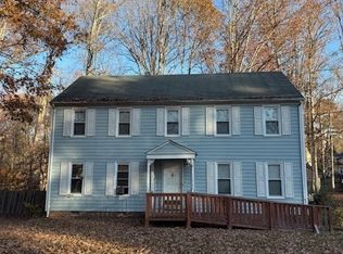 914 Spirea Rd, North Chesterfield, VA 23236