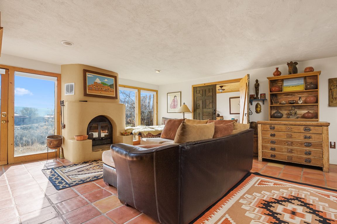 next background image