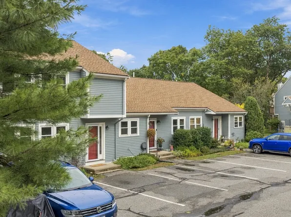 52 Pickman Rd #3B, Salem, MA 01970