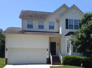 4801 Delta Lake Dr, Raleigh, NC 27612