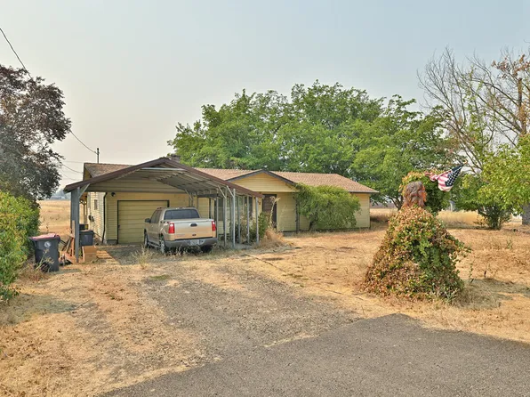 2912 Avenue A, White City, OR 97503