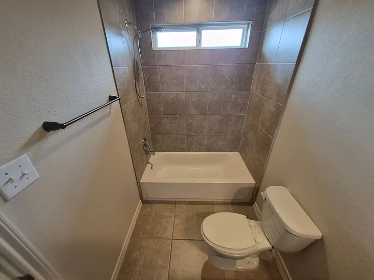 6618 Arancione Ave #104 — Photo 24