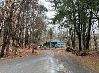 22 Caroline Ave, Mount Vision, NY 13810