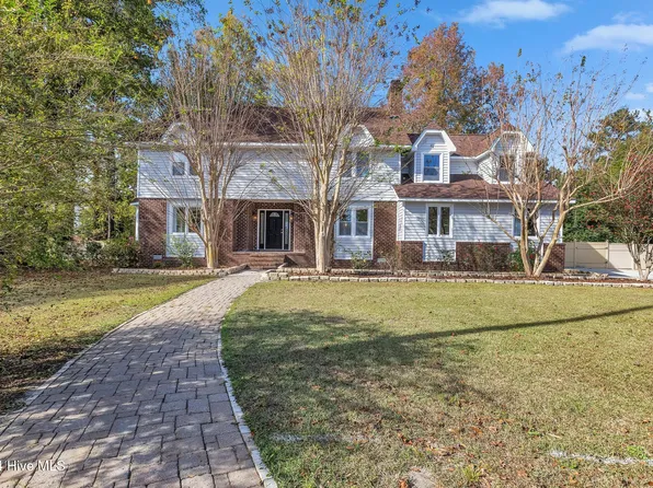 110 Grimsby Place, Jacksonville, NC 28540