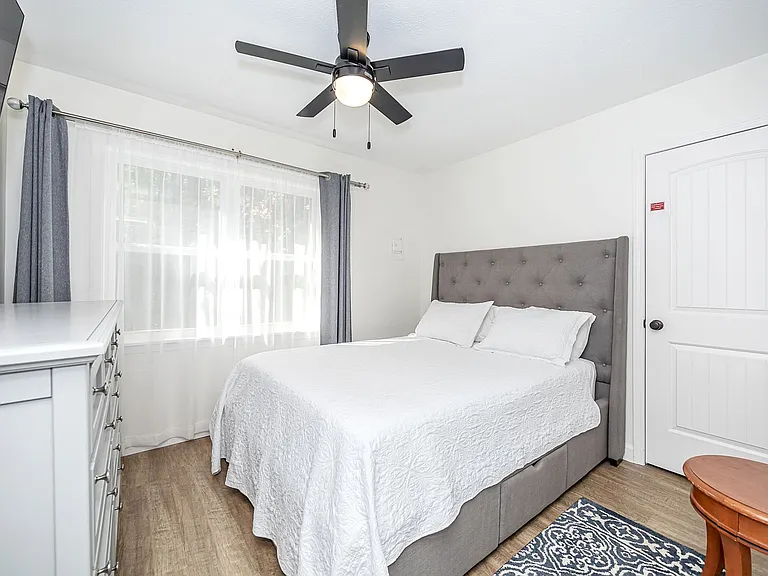 114 Ethel Cir #8 — Photo 25