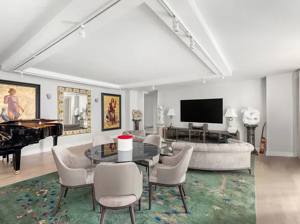 112 W 56th St APT 24S, New York, NY 10019