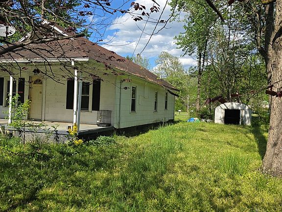 2nd image of 820 S Beaver Dam Ave