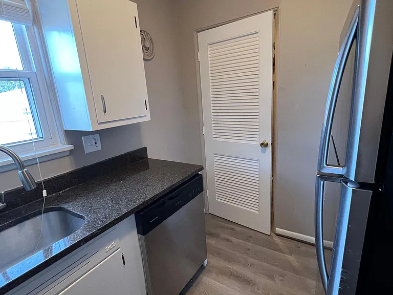 3230 Shenandoah Dr #16 — Photo 9