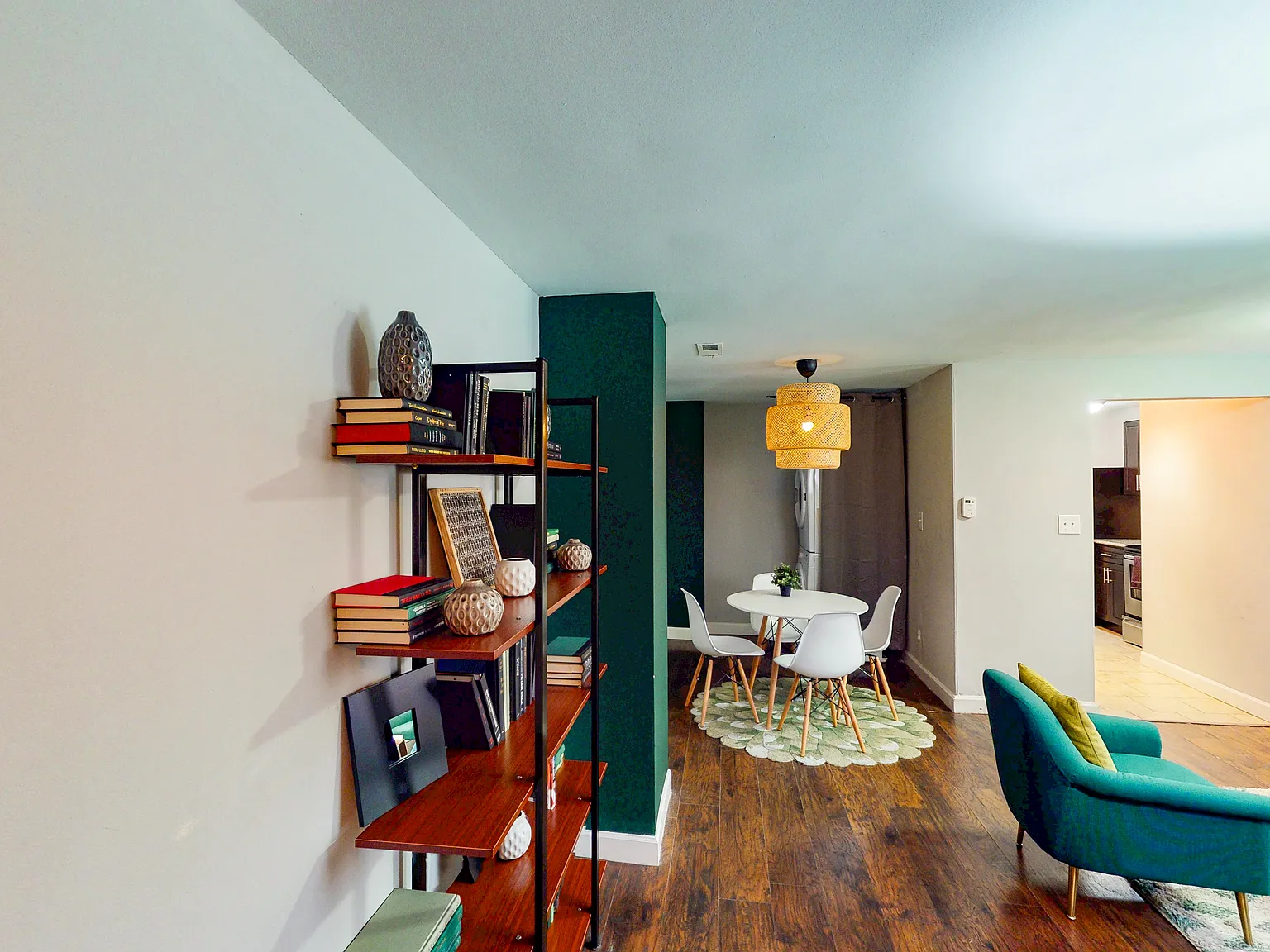 2 bed, $1,250 — Photo 2