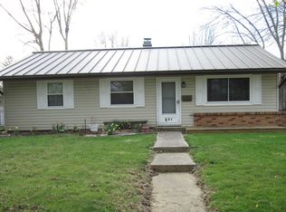 821 N Berkley Rd, Kokomo, IN 46901