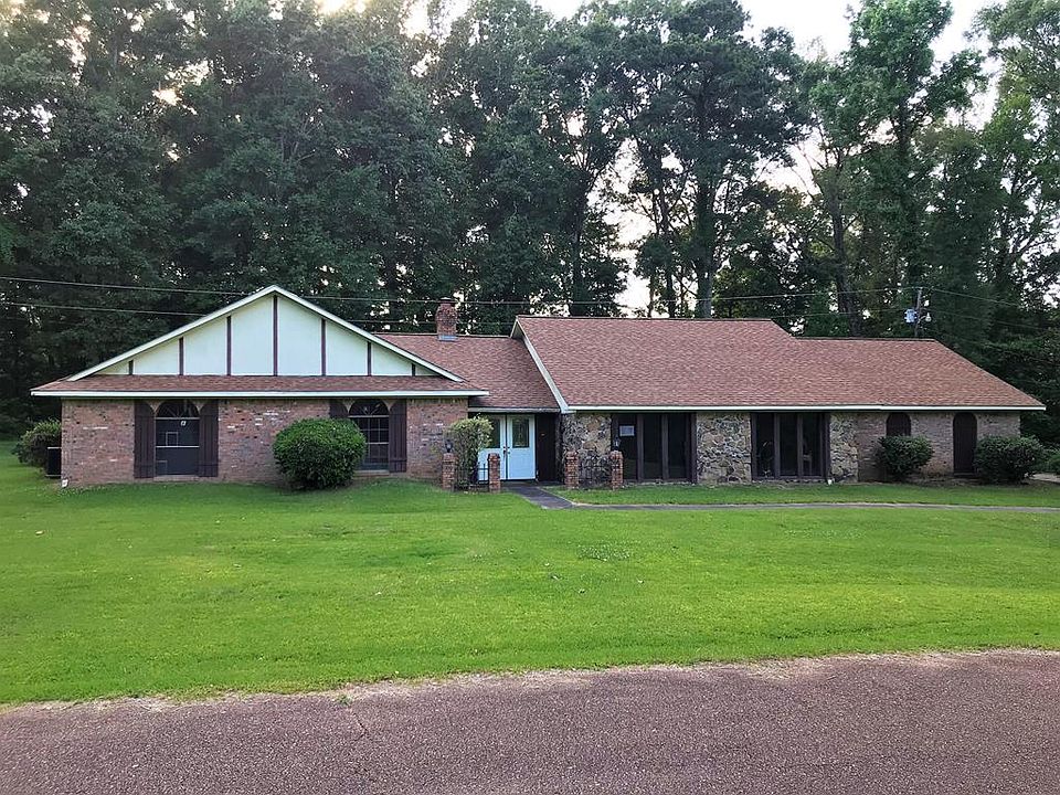 1st image of 1073 Beechwood Dr