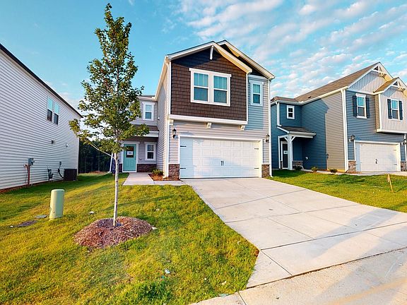2nd image of 43 White Ash Dr