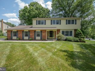 1526 Richard Dr, West Chester, PA 19380