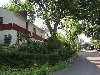 1st image of 4 Alexander Ave