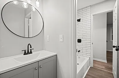 720 Ottawa St #112 — Photo 4