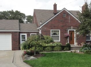 23135 Liberty St, Saint Clair Shores, MI