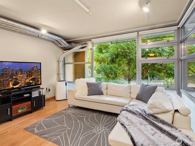 2015 Terry Street #201, Seattle, WA, 98121