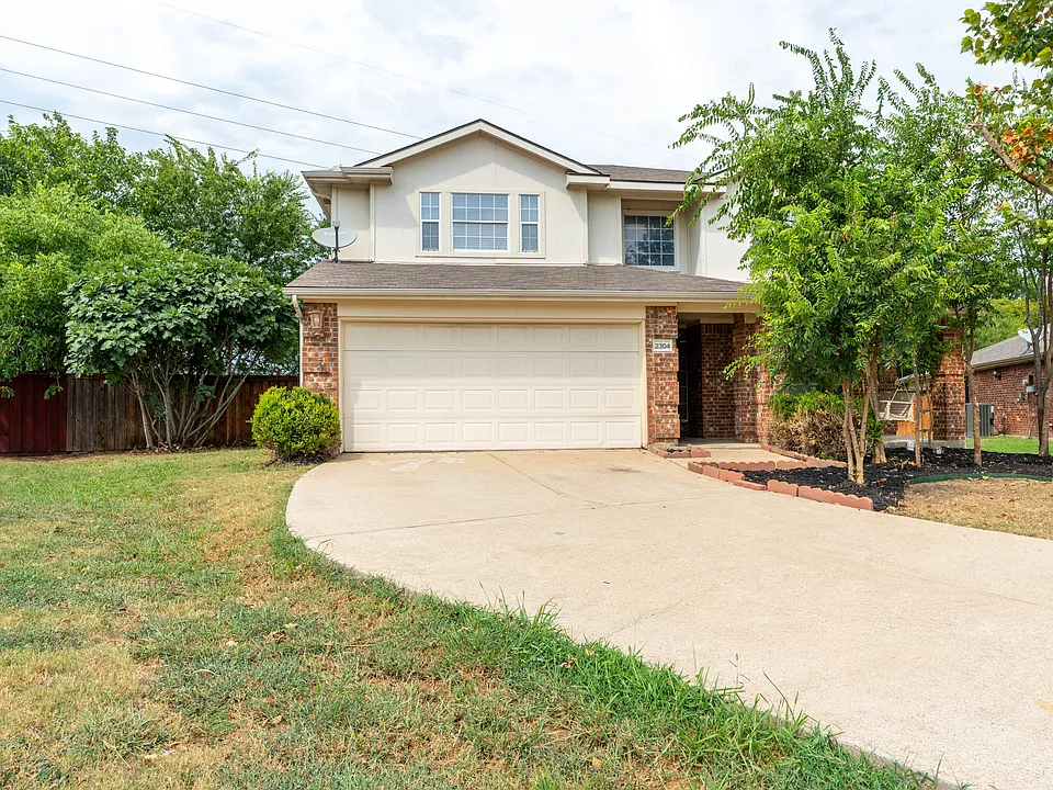 2304 Glenhaven Dr