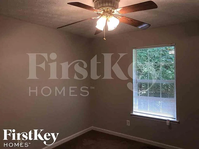 5036 Balus Dr — Photo 8