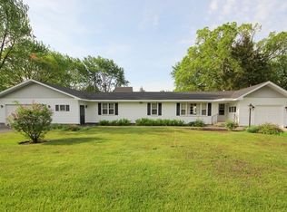 21415 W Sarah Dr, Lake Villa, IL