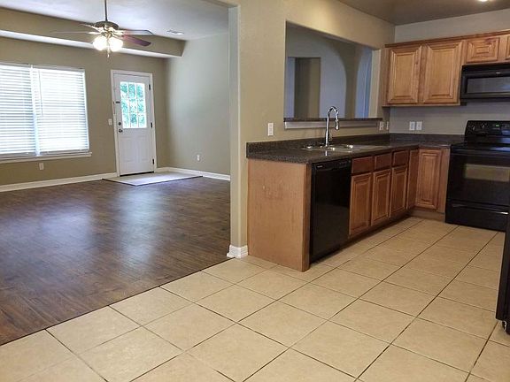 4th image of 1703 N America Ct