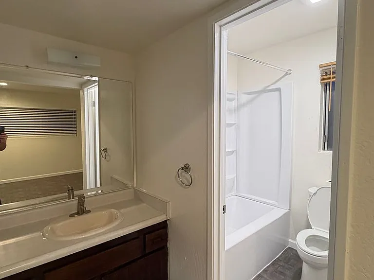 2617 Auburn Ct — Photo 30