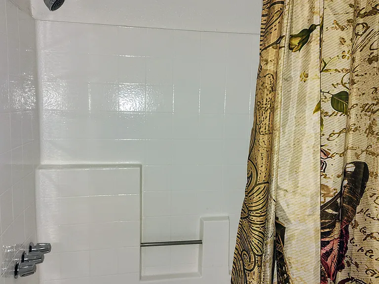 14746 Delano St #3 — Photo 7
