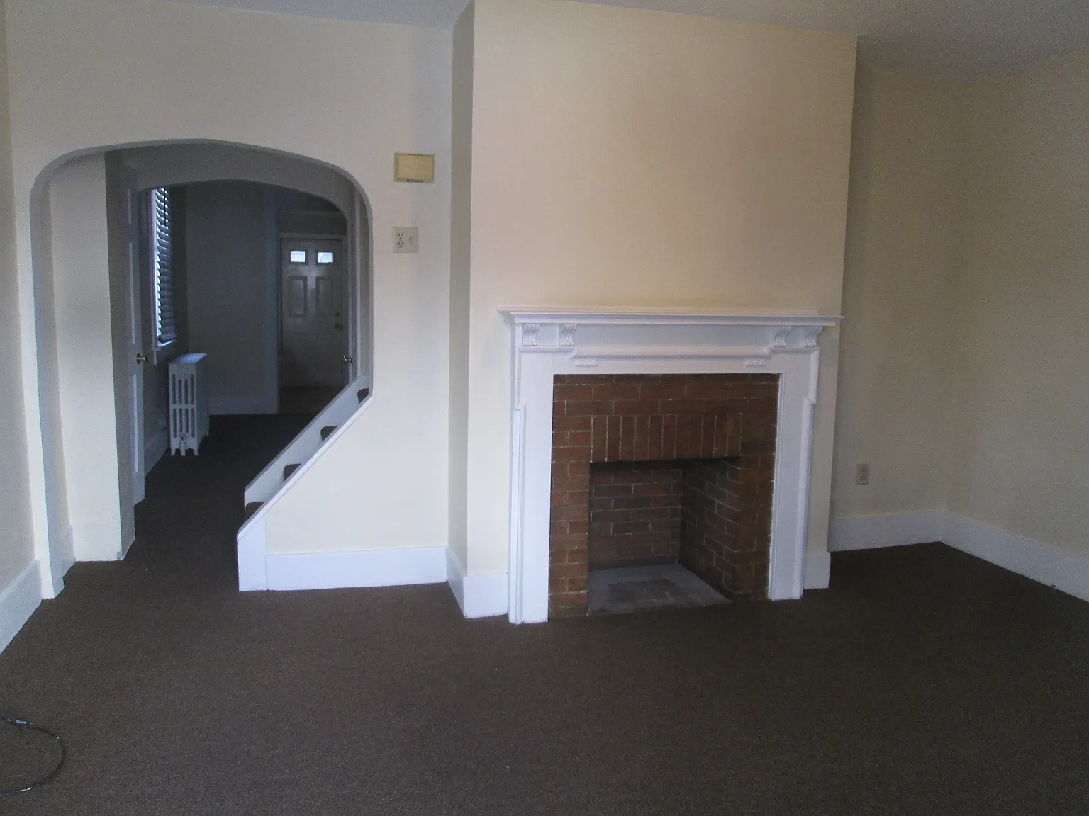 2 bed, 1.5 bath, 1619 sqft, $1,000 — Photo 3