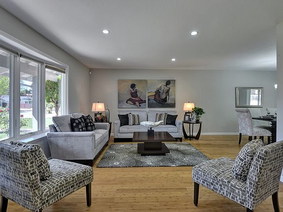 4th image of 774 Starbush Dr