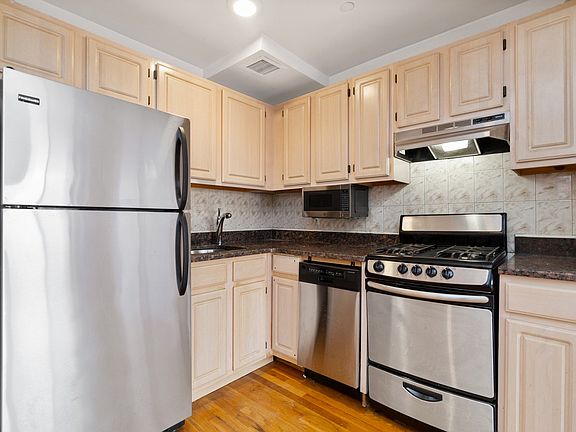 4th image of 394 E 8th St APT 5F