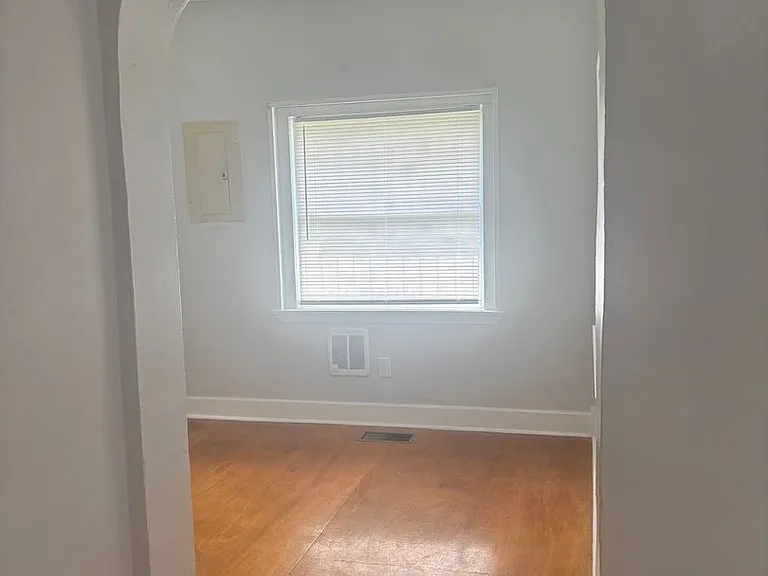122 Pinecrest Cir — Photo 3