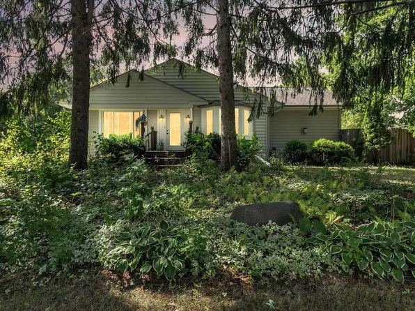 8801 West Mequon ROAD, Mequon, WI 53097
