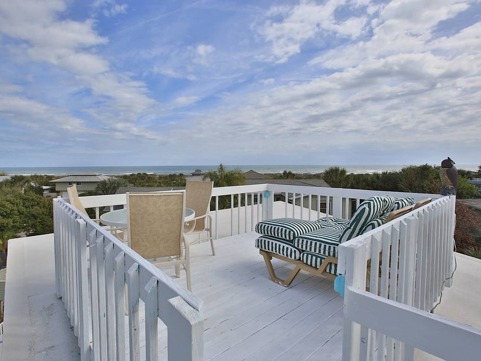 1st image of 211 Dune Cir
