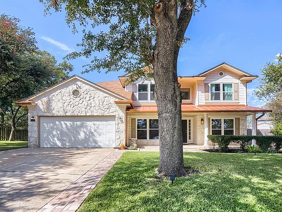 2nd image of 15629 Sambuca Cir