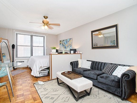 3rd image of 650 Washington St #1W