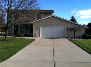 3696 Desert Dr, Saginaw, MI