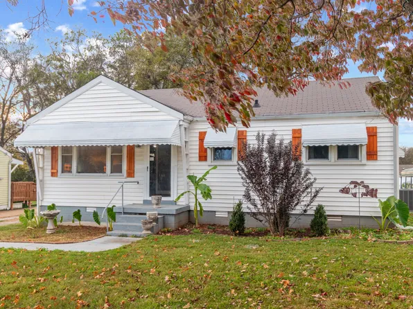 1914 Paul Dr, Columbia, TN 38401