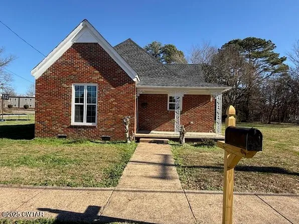 676 N Hays Ave, Jackson, TN 38301