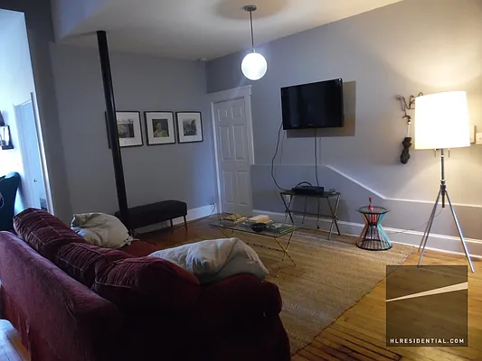 Rented by Highline Residential | media 9