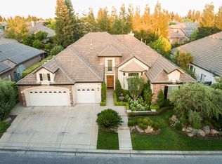 10552 N Shinnecock Dr, Fresno, CA
