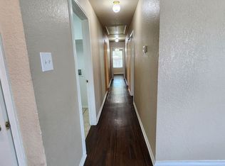 Roomy 3 Bedroom Duplex In South Fort Worth, Fort Worth, TX 76104
