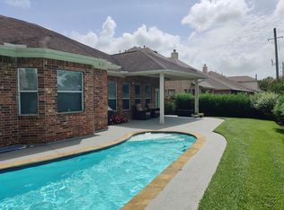 13401 Indigo Sands Dr, Pearland, TX 77584