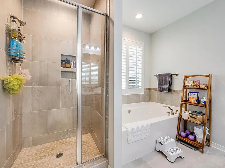 130 Creve Core Dr — Photo 26