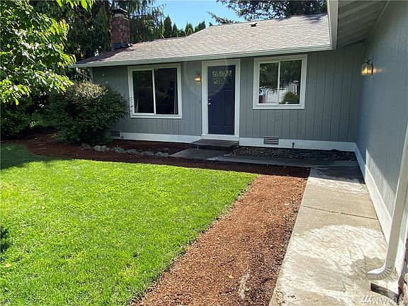 5th image of 6124 57th Dr NE