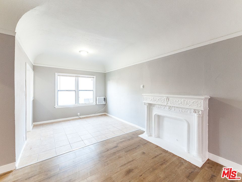 1st image of 209 3/4 N Berendo St