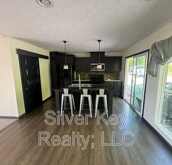 758 County Road 319 — Photo 10