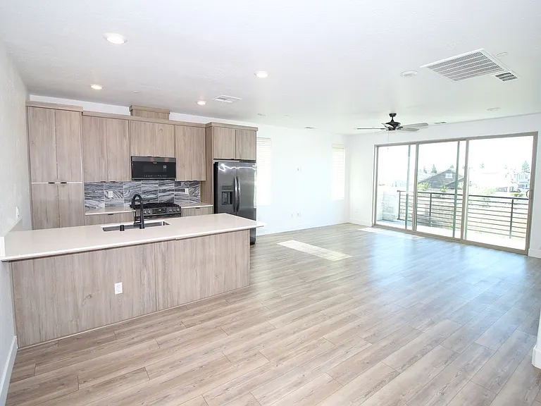 10991 N Blackberry Dr — Photo 17