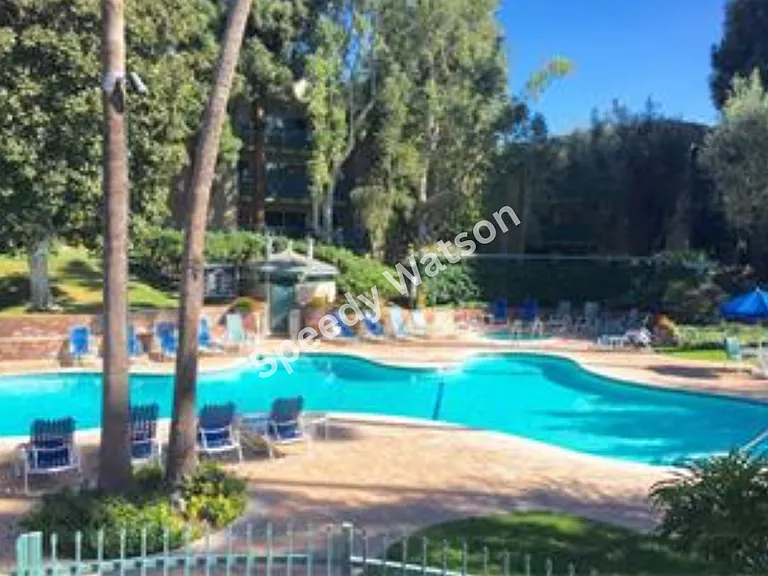 552 N Bellflower Blvd #106 — Photo 2